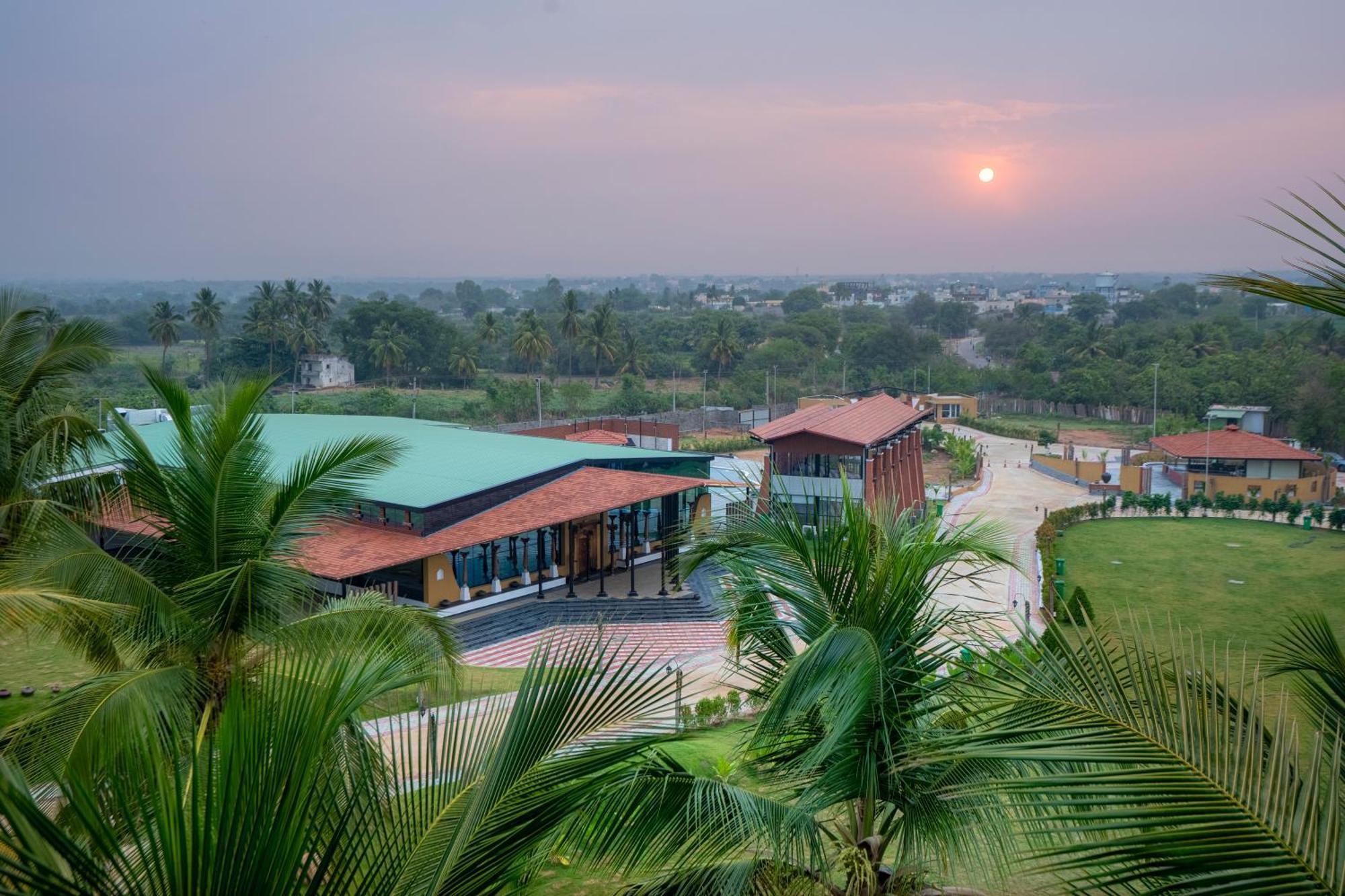 Serene Resort Hyderabad Shamshabad Eksteriør bilde