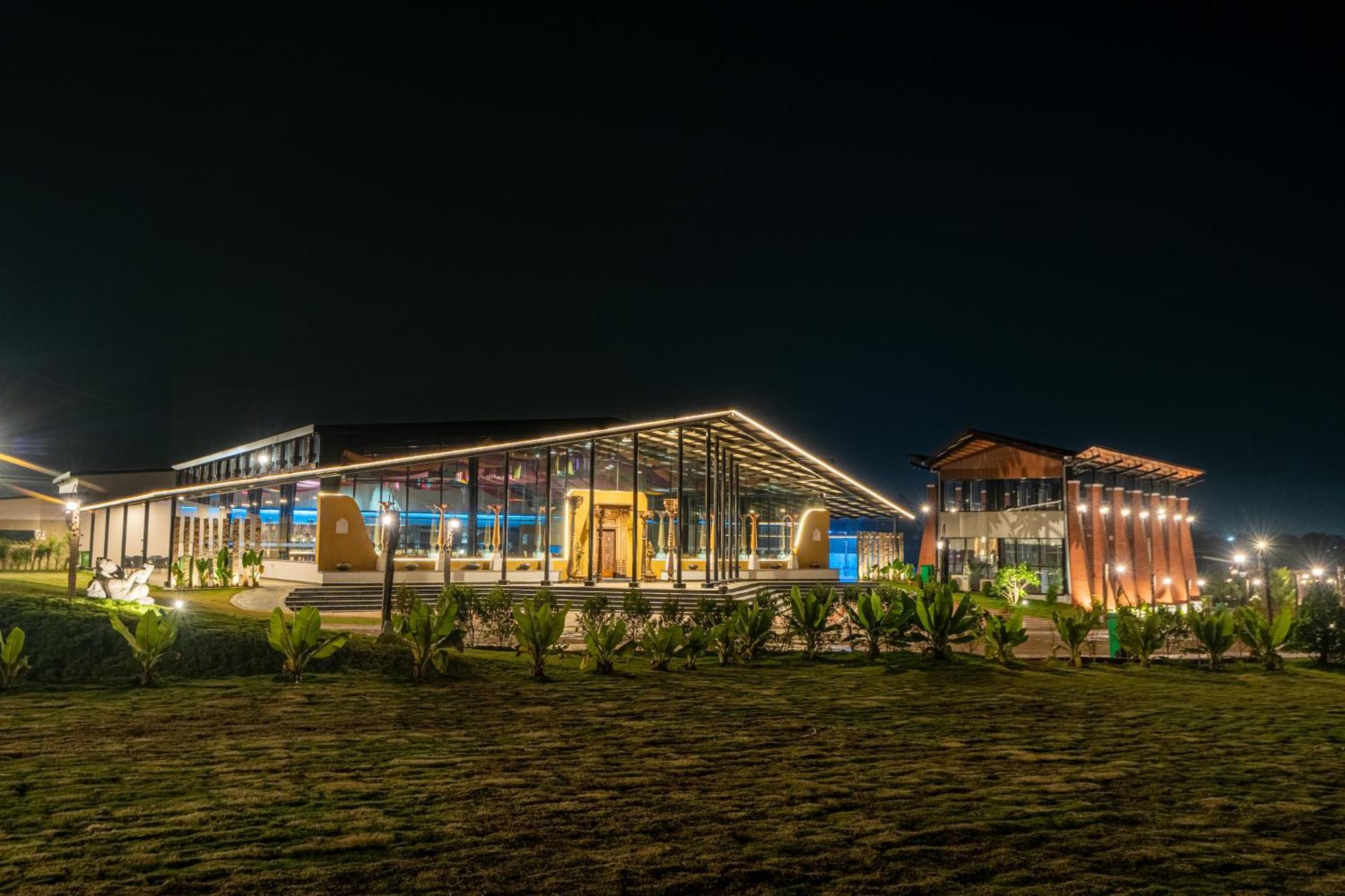 Serene Resort Hyderabad Shamshabad Eksteriør bilde